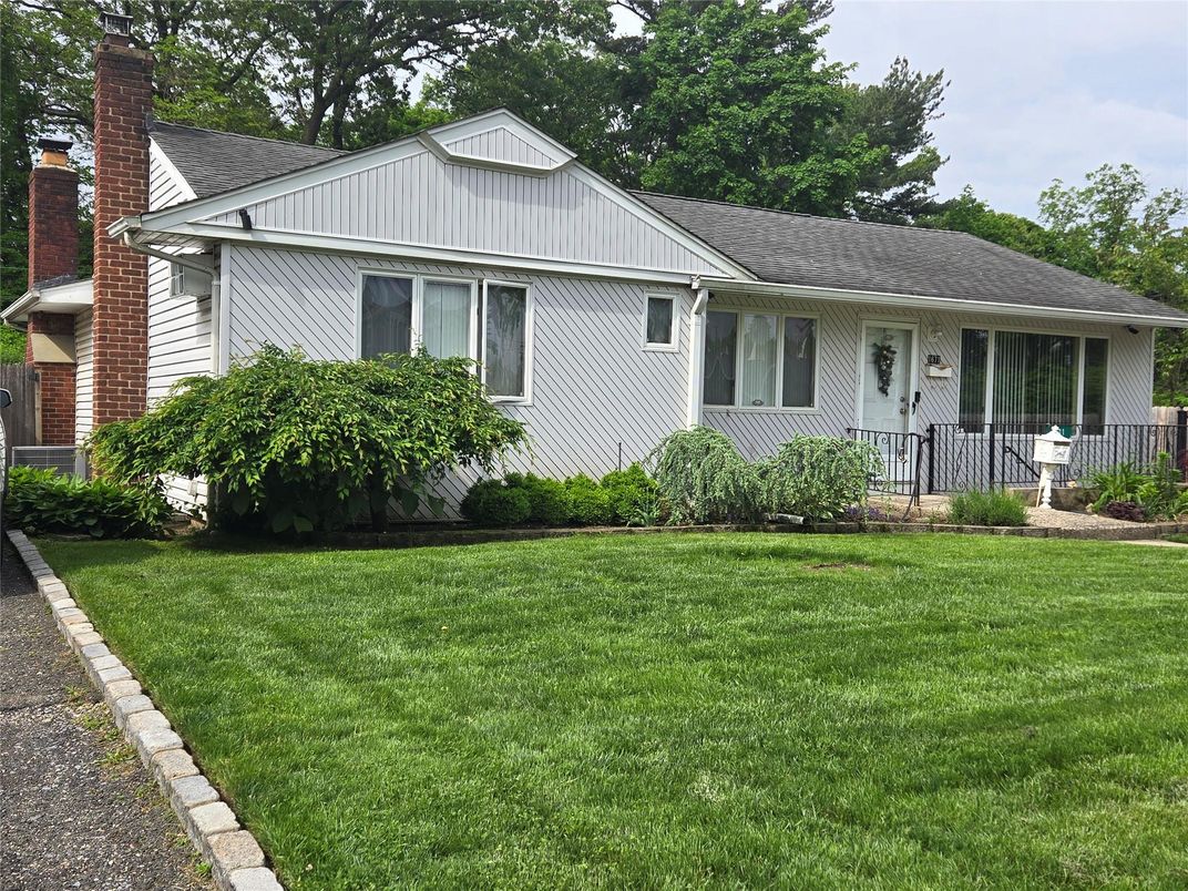 Backyard, Exterior, Facade, Farmhouse