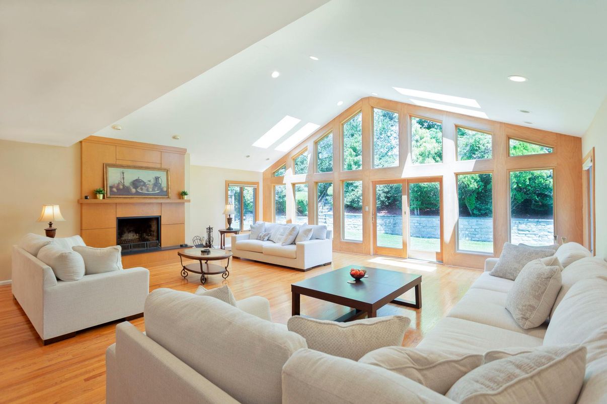 Fireplace, Interior, Living room, Recessed Lighting, Water, Wood Texture Flooring