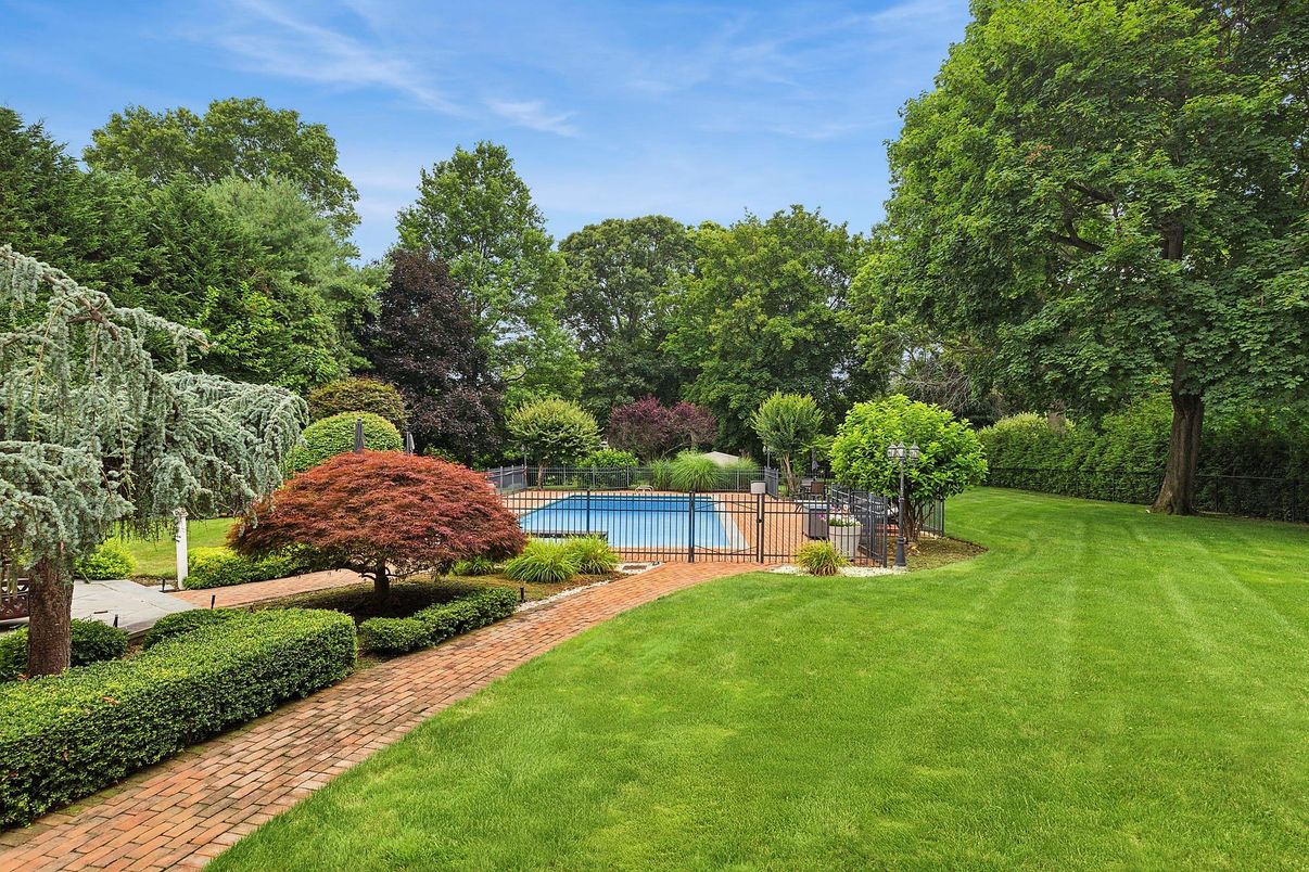 Backyard, Exterior, Pool