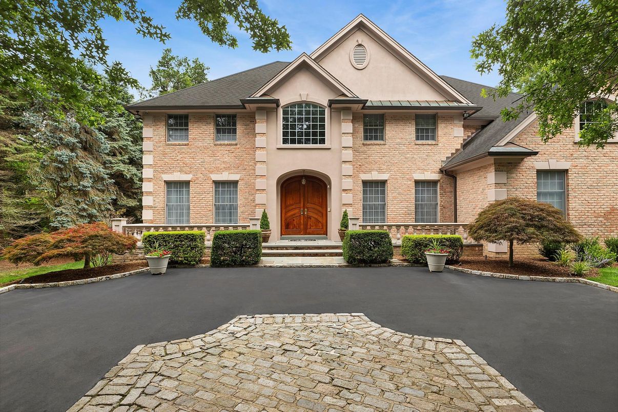 Exterior, Facade, Brick Facade, French Provincial