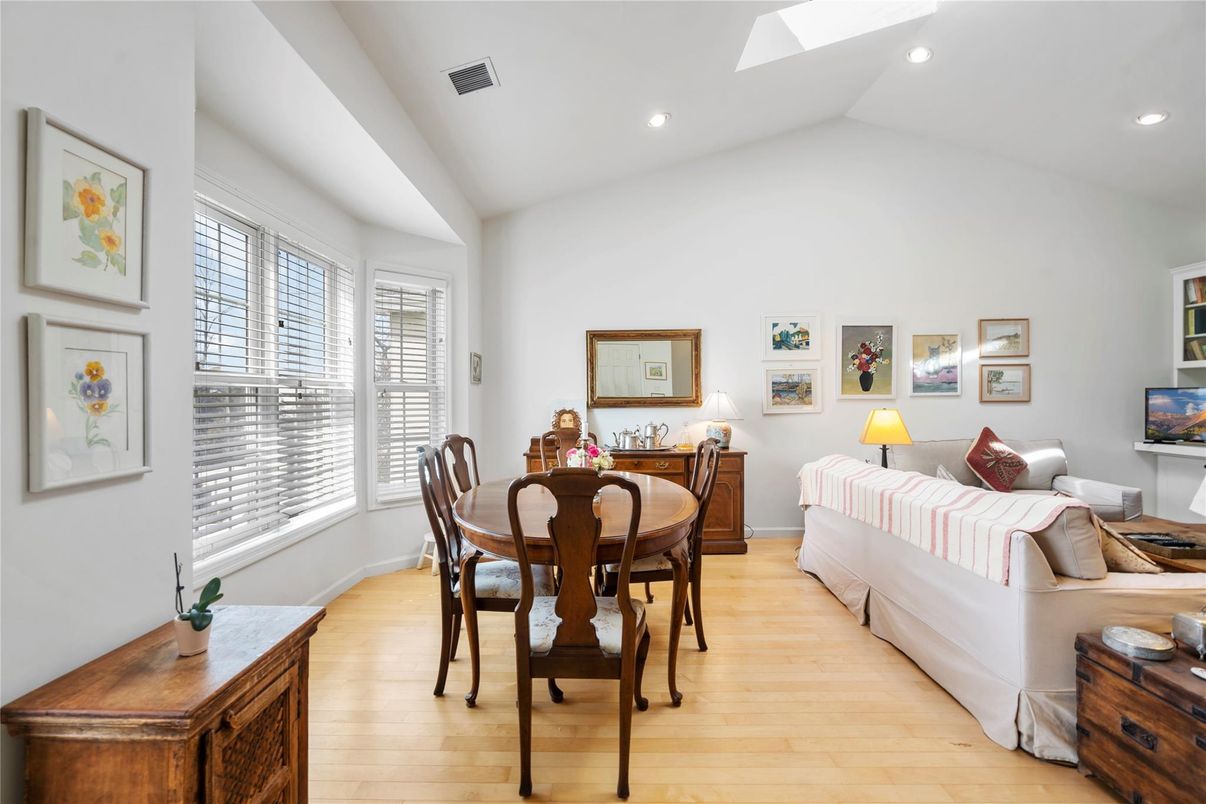 Dining room, Interior, Recessed Lighting, Wood Texture Flooring