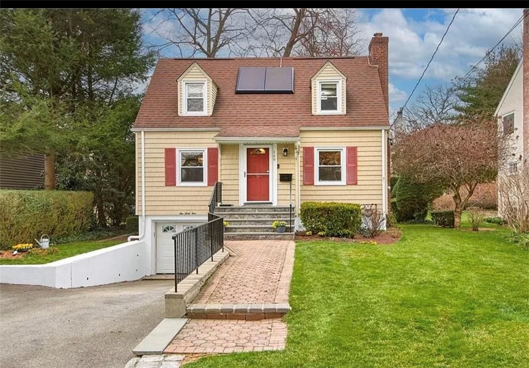 Attached, Exterior, Facade, Solar Panels, Cape Cod