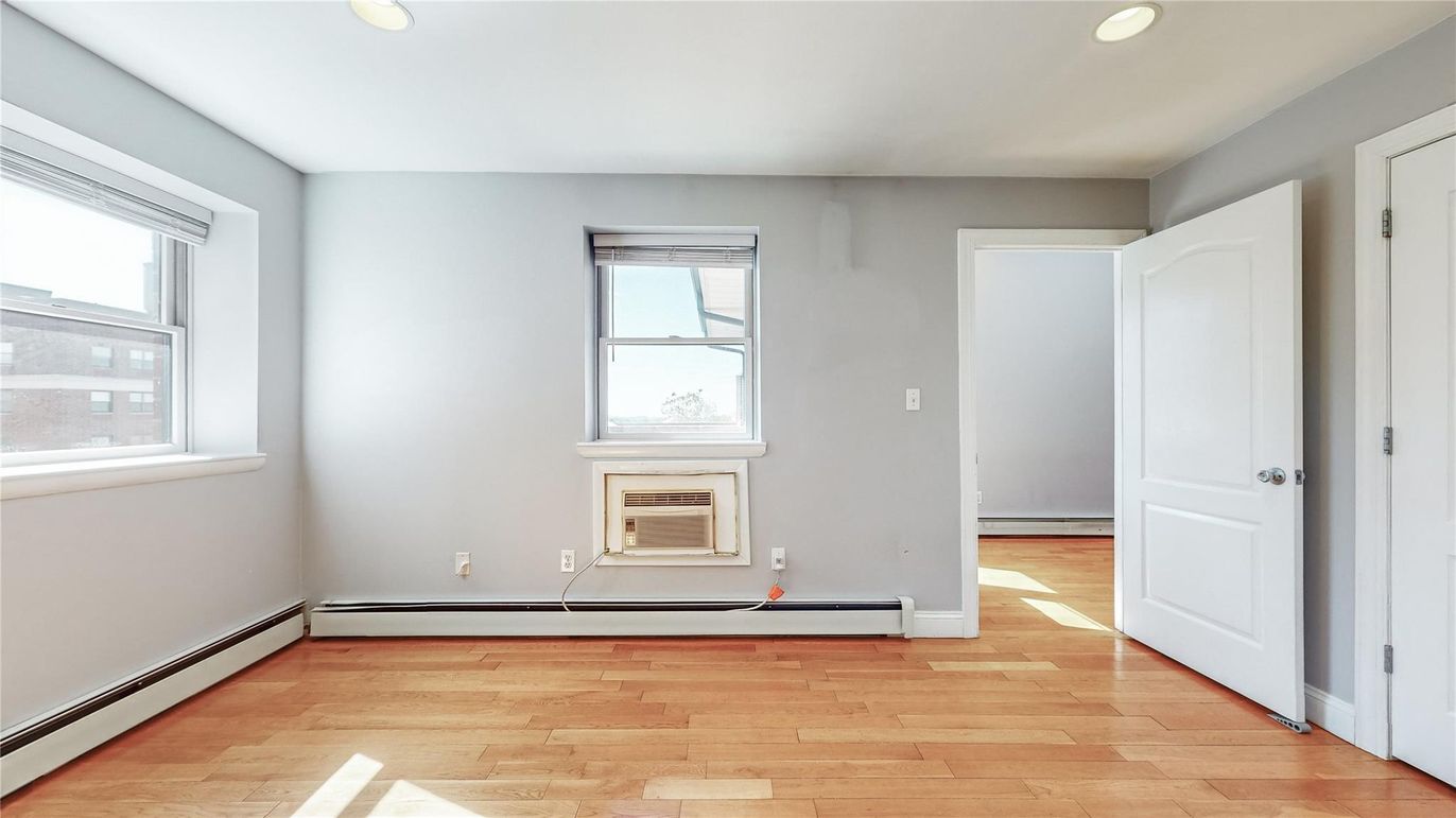 Empty room, Fireplace, Interior, Recessed Lighting, Wood Texture Flooring