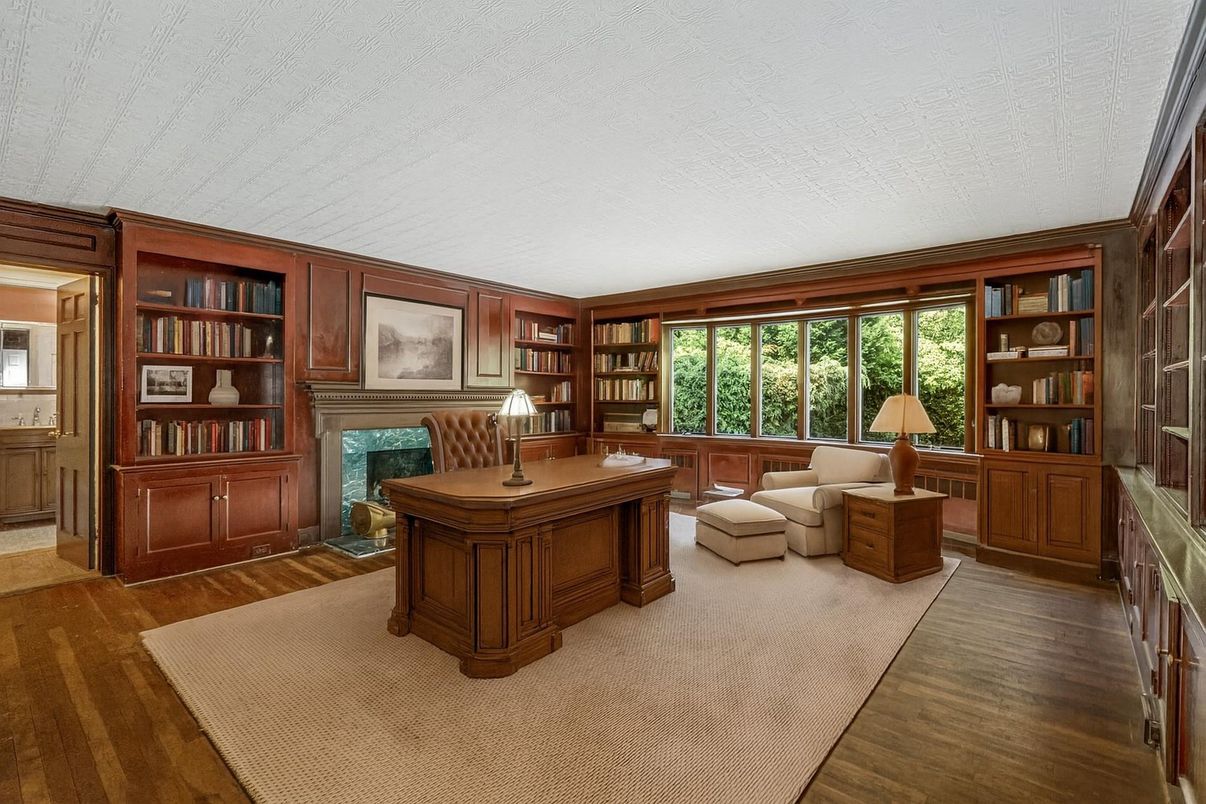 Fireplace, Home Office, Interior, Wood Texture Flooring