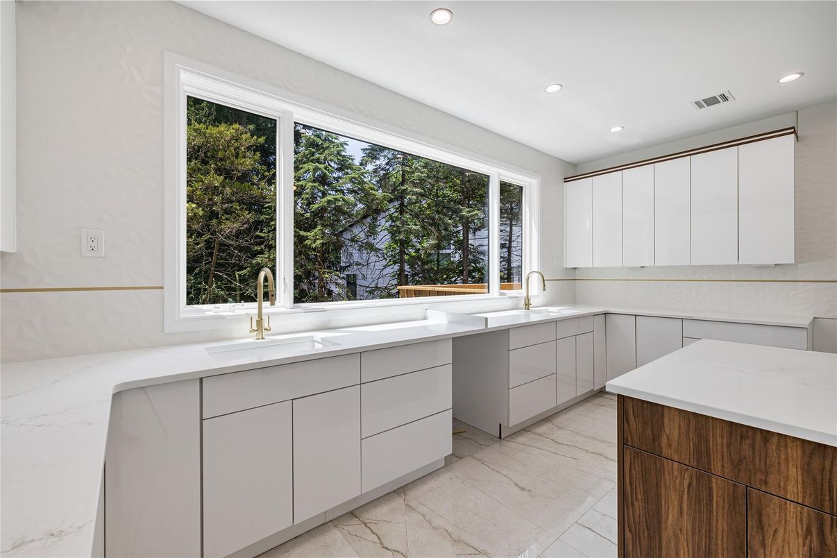 Interior, Kitchen, Recessed Lighting