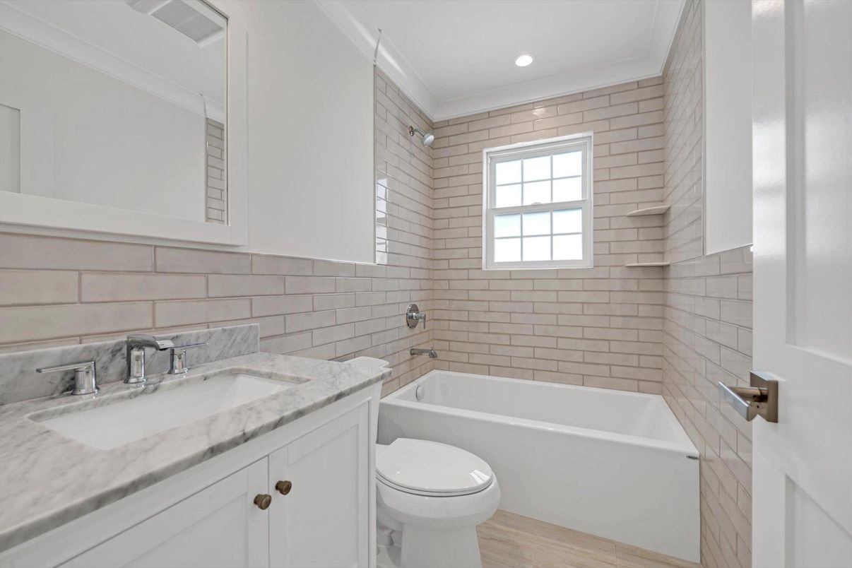 Bathroom, Interior, Recessed Lighting, Wood Texture Flooring