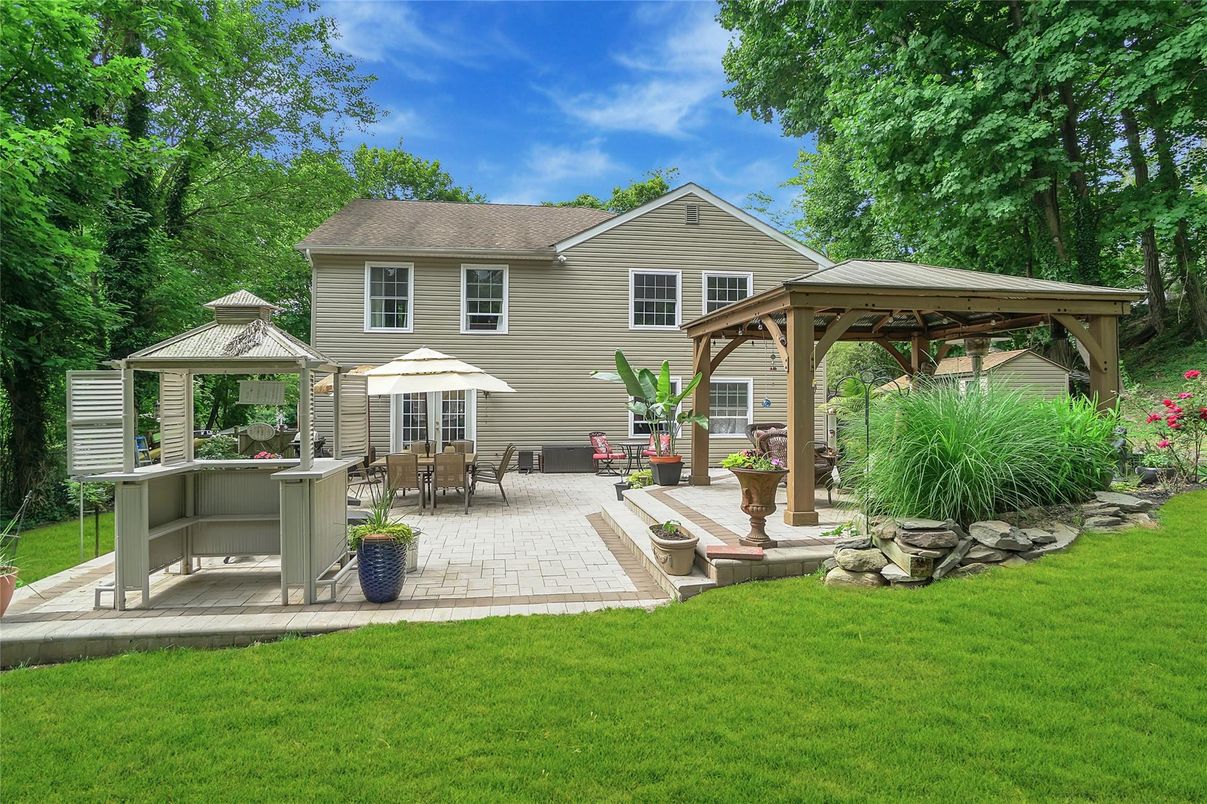 Backyard, Exterior, Hot Tub