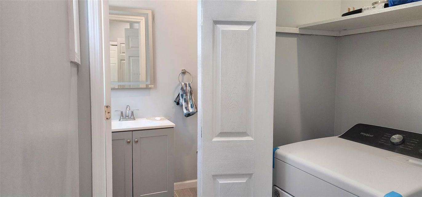 Interior, Utility Closets, Washer