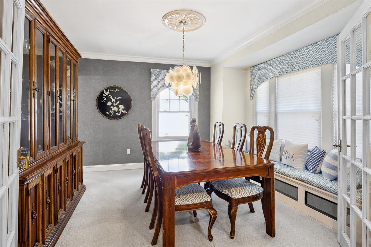 Dining room, Interior, Pendant Lights