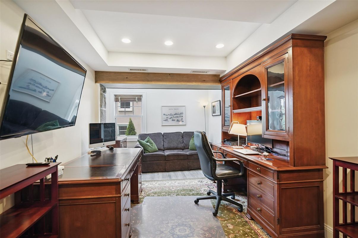 Home Office, Interior, Recessed Lighting