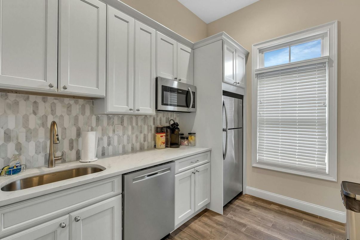 Interior, Kitchen, Stainless Steel Appliances, Wood Texture Flooring