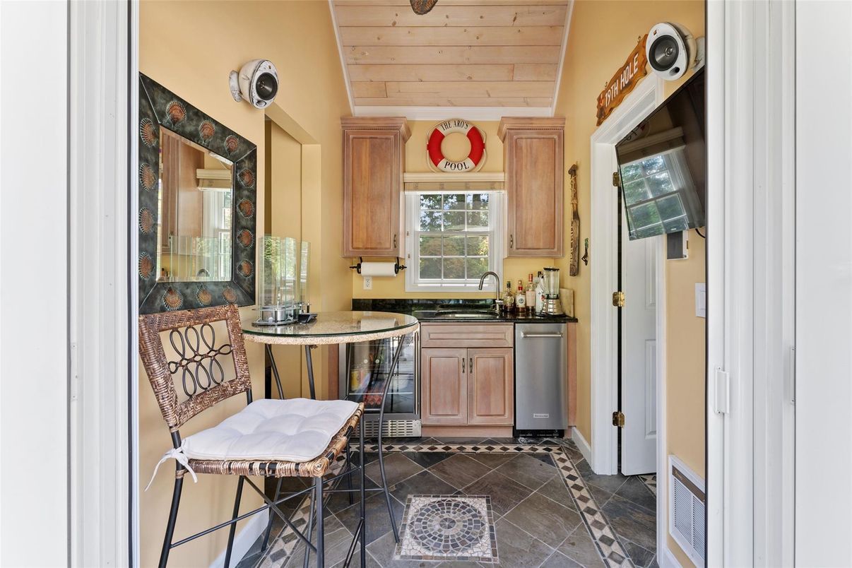 Interior, Kitchen, Wooden Ceilings
