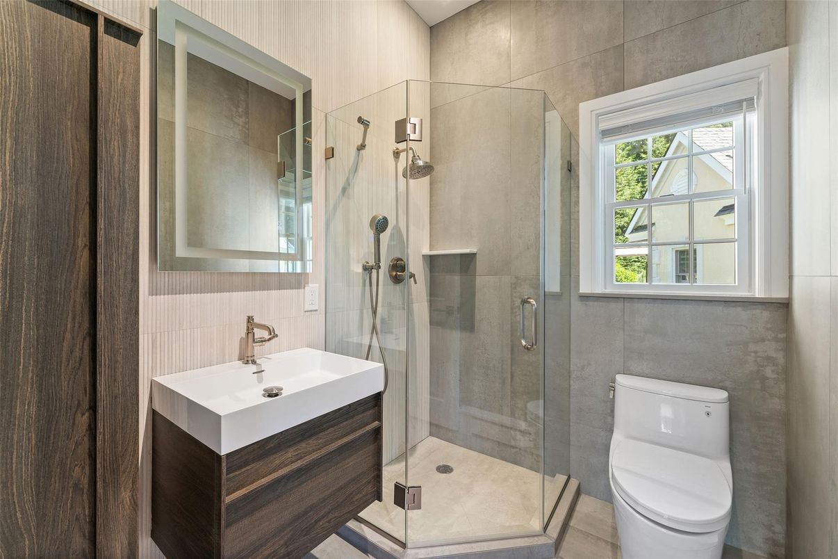 Bathroom, Glass Shower, Interior