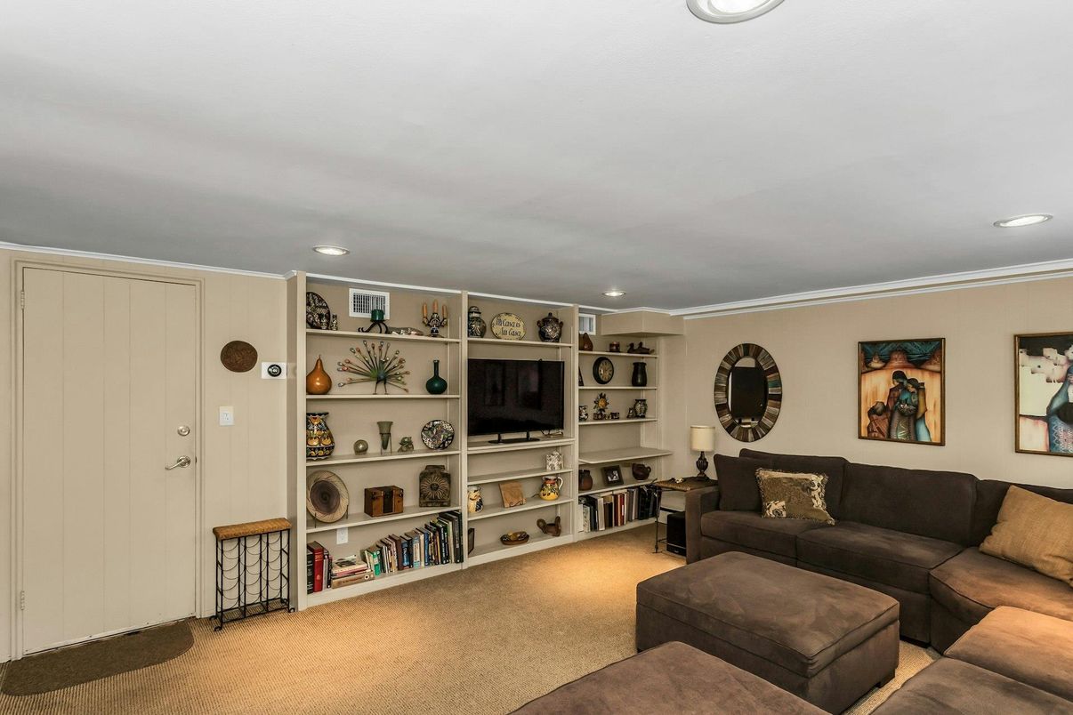 Interior, Living room, Recessed Lighting