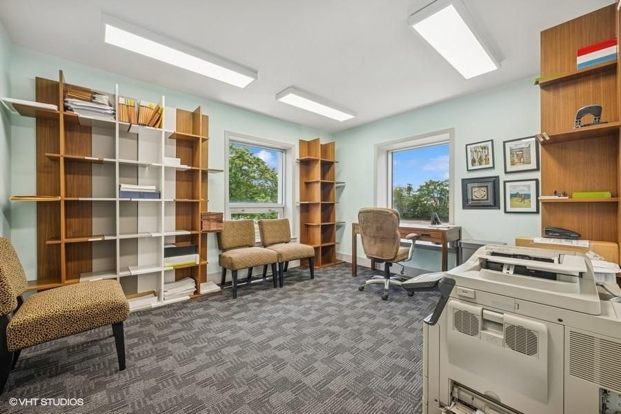 Home Office, Interior