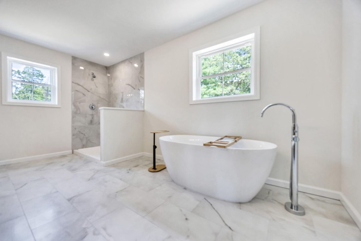 Bathroom, Free Standing Baths, Interior, Marble, Marble Walls, Recessed Lighting