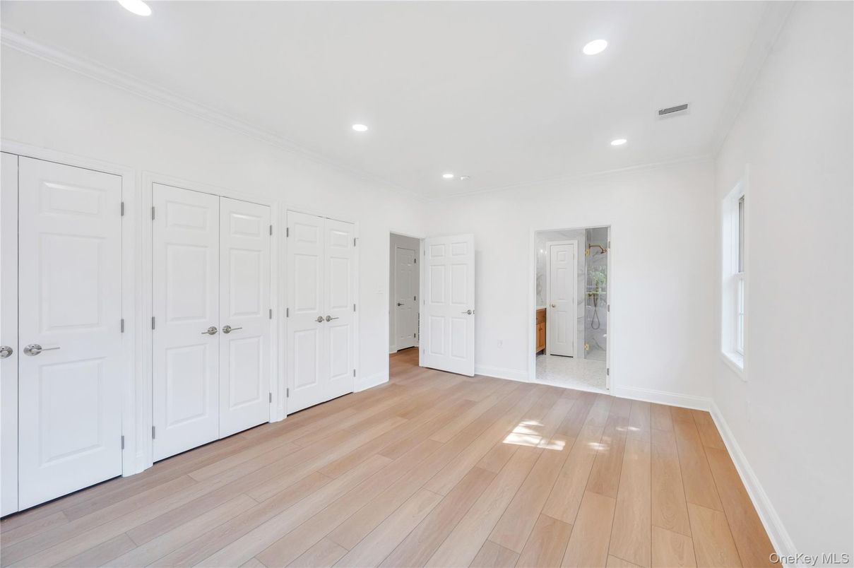 Bathroom, Empty room, Interior, Recessed Lighting, Wood Texture Flooring