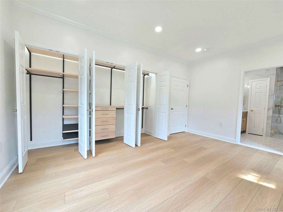 Interior, Recessed Lighting, Walk-in Closets, Wood Texture Flooring
