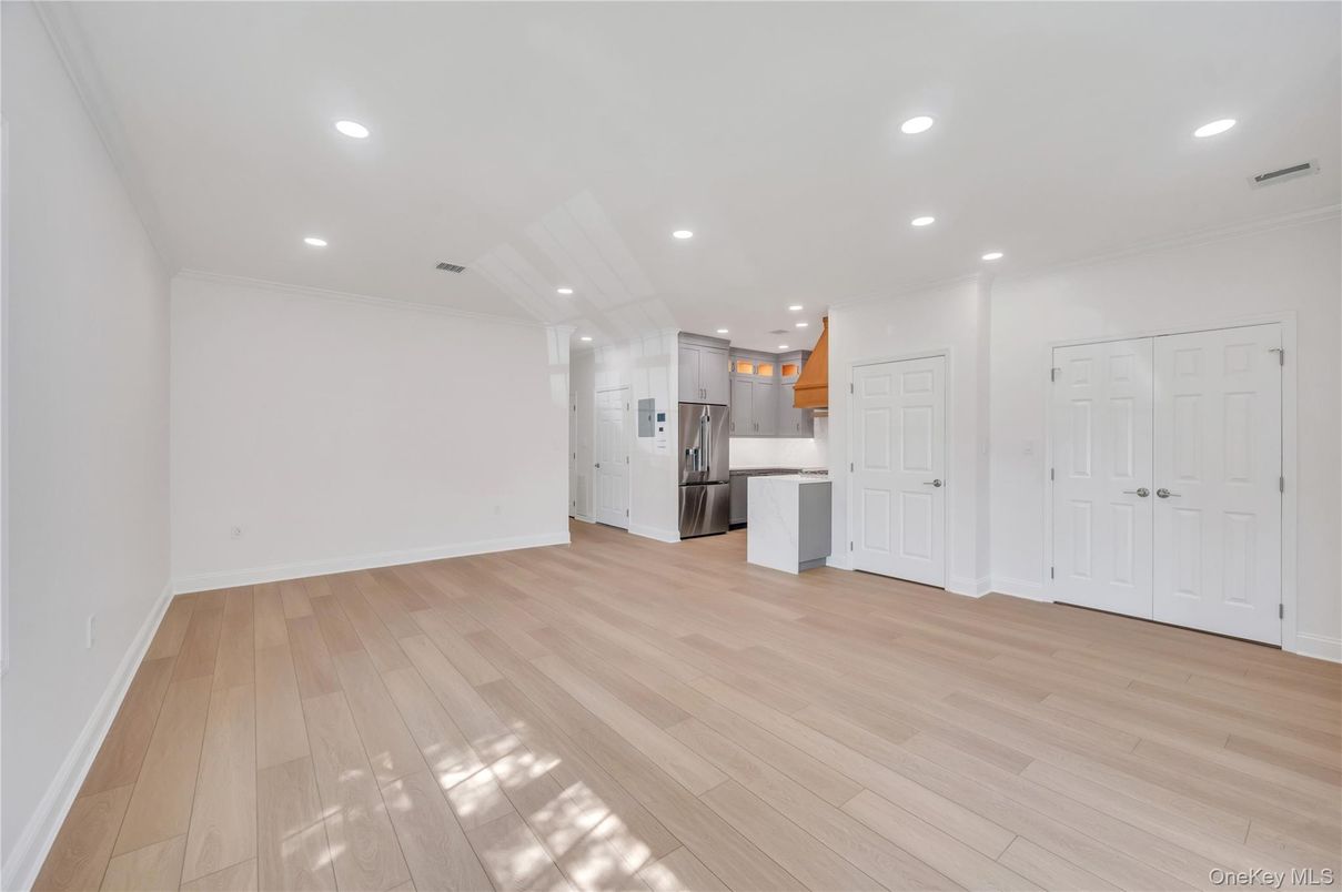 Empty room, Interior, Kitchen, Recessed Lighting, Wood Texture Flooring