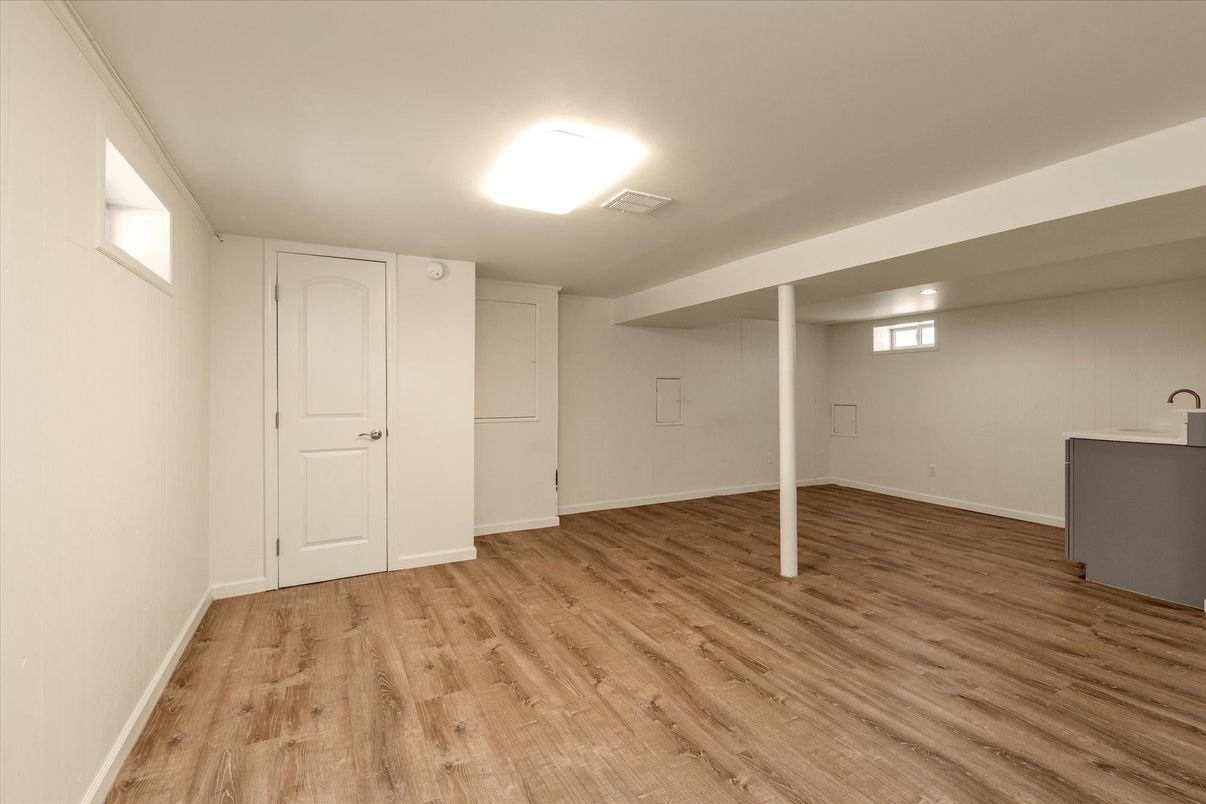 Empty room, Interior, Wood Texture Flooring