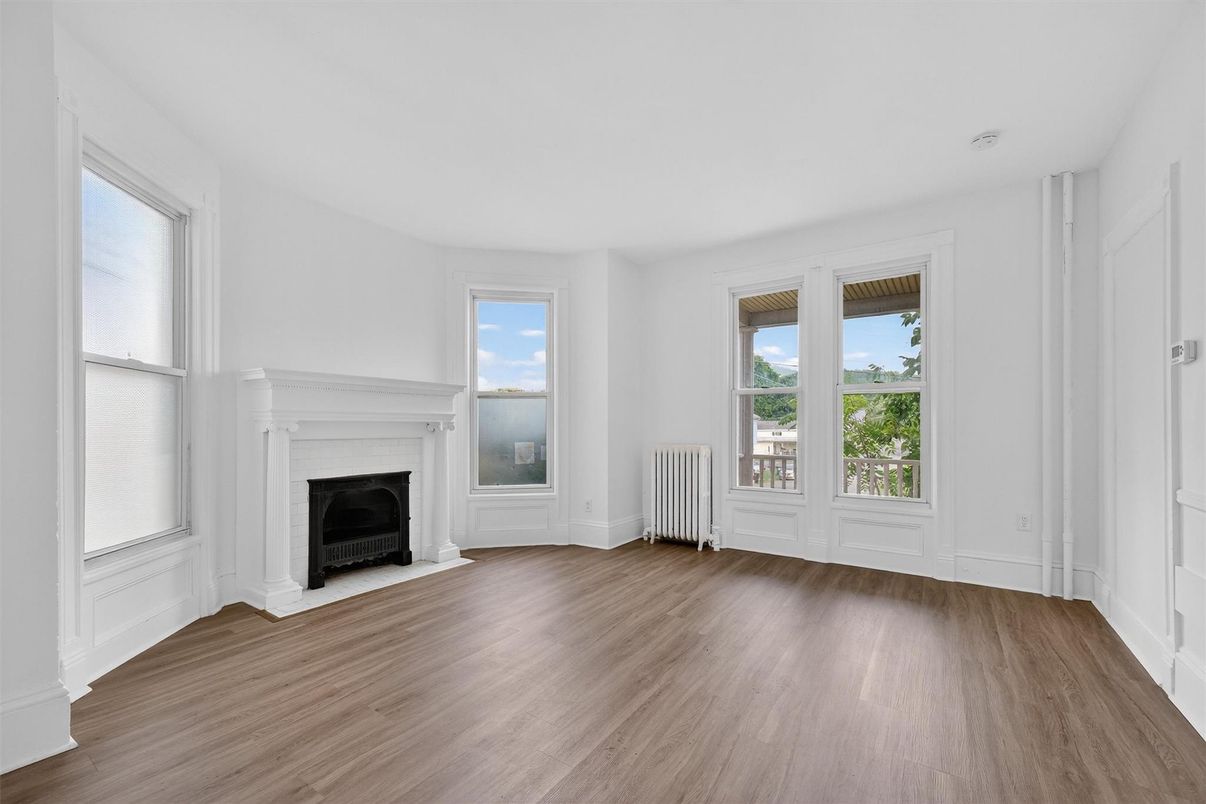 Empty room, Fireplace, Interior, Wood Texture Flooring