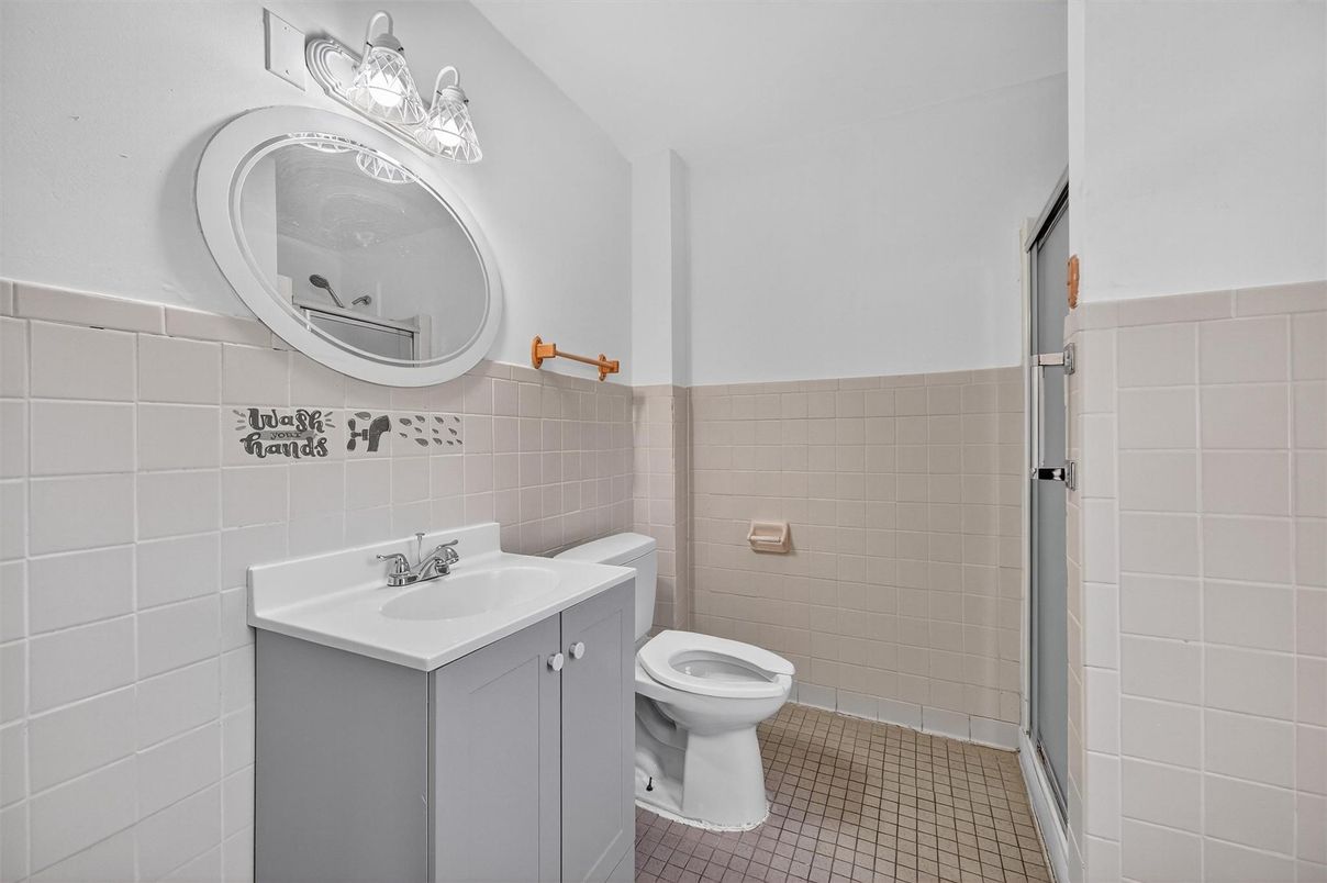 Bathroom, Interior