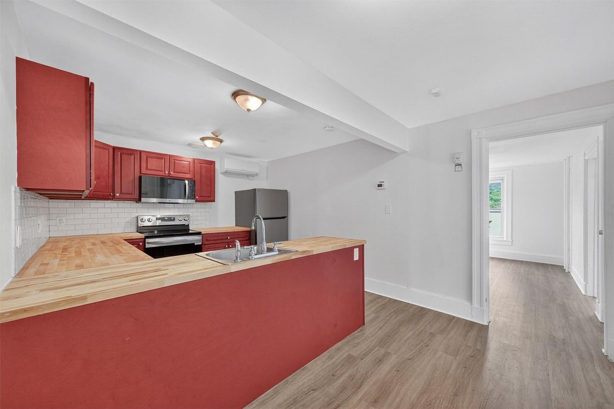 Interior, Kitchen, Stainless Steel Appliances, Wood Texture Flooring