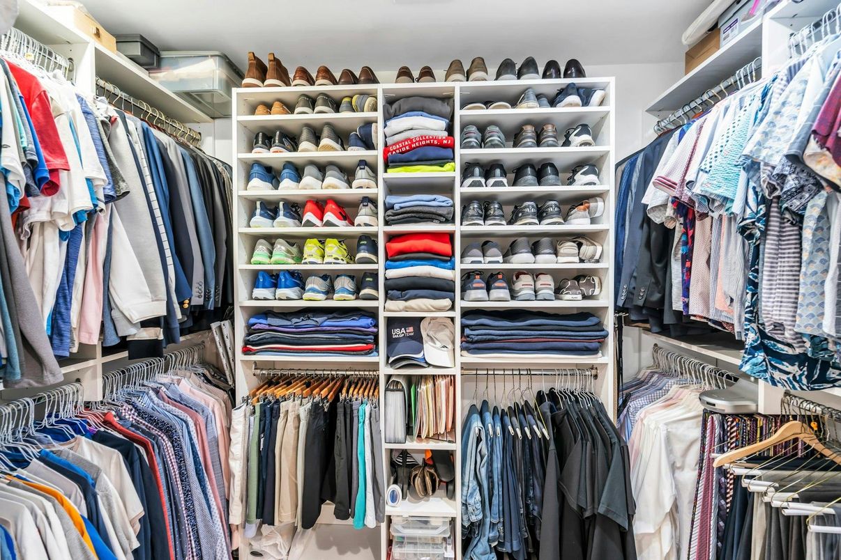 Interior, Walk-in Closets