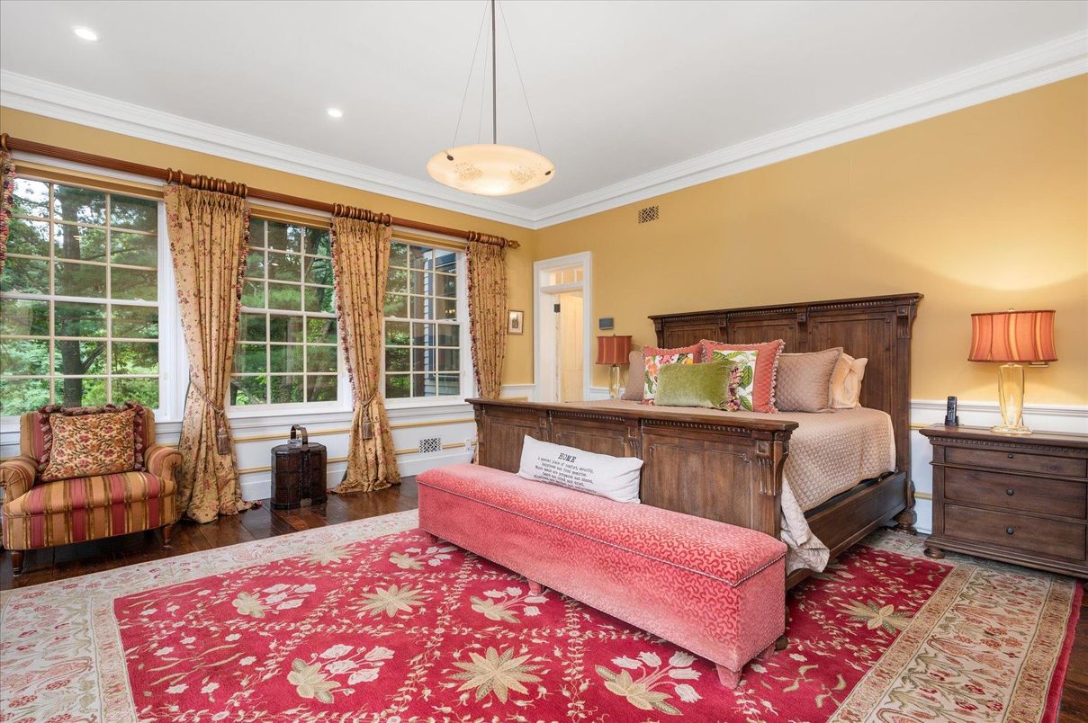 Bedroom, Interior, Pendant Lights, Recessed Lighting, Wood Texture Flooring