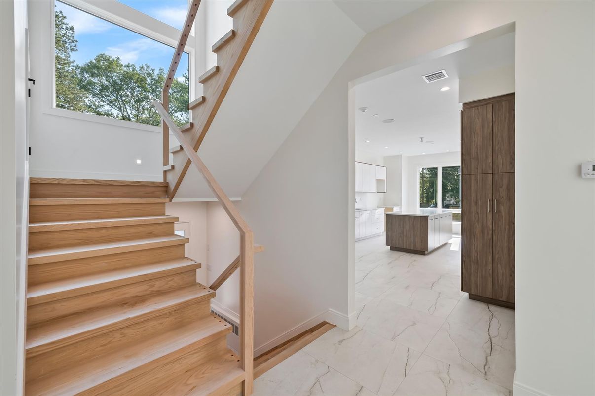 Interior, Marble, Recessed Lighting