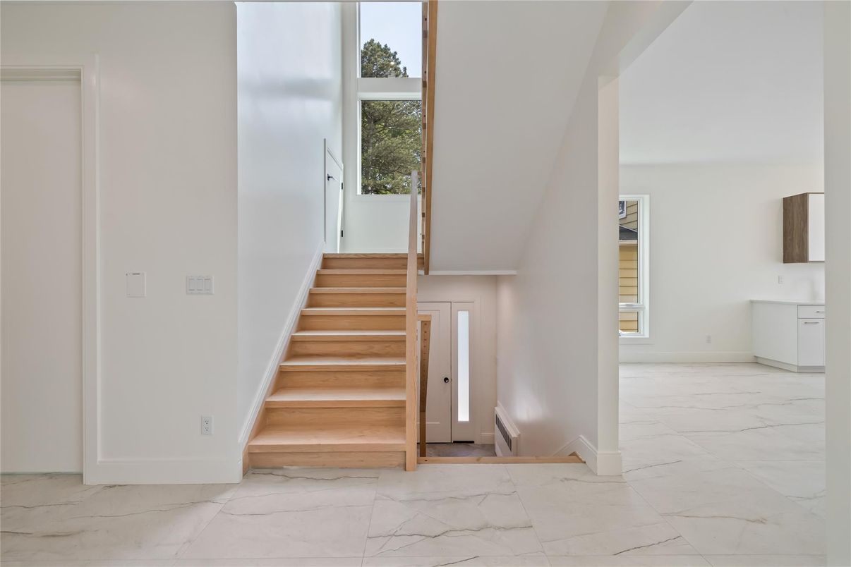 Interior, Marble