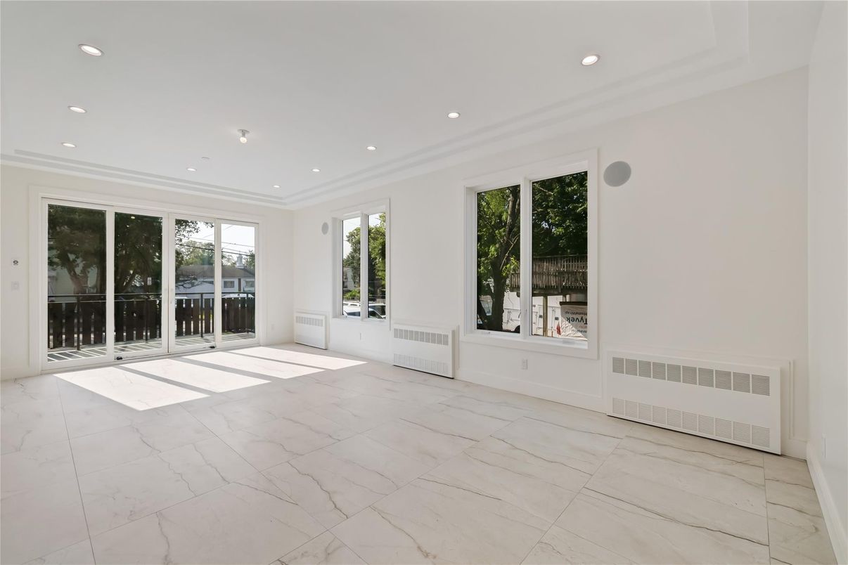 Empty room, Interior, Marble, Recessed Lighting