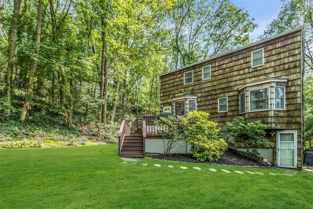 Backyard, Exterior, Facade, Rowhouse