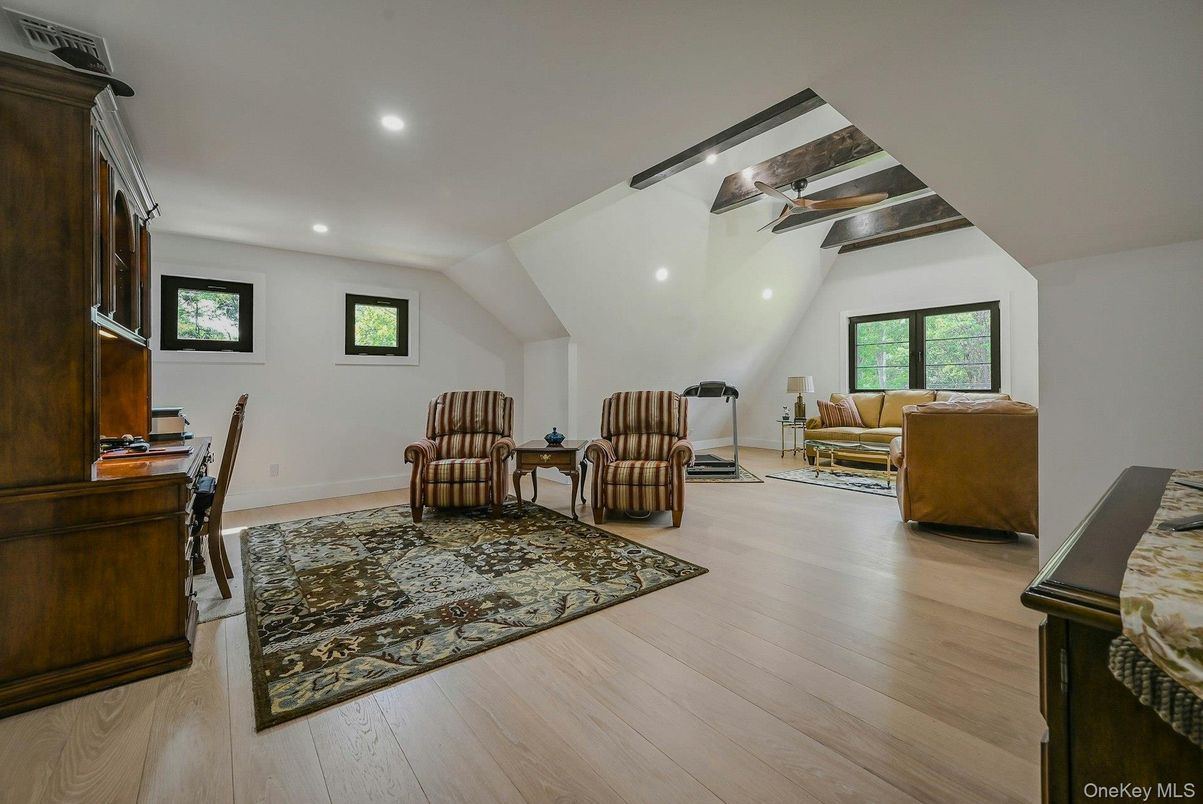 Dining room, Interior, Living room, Recessed Lighting, Wood Texture Flooring