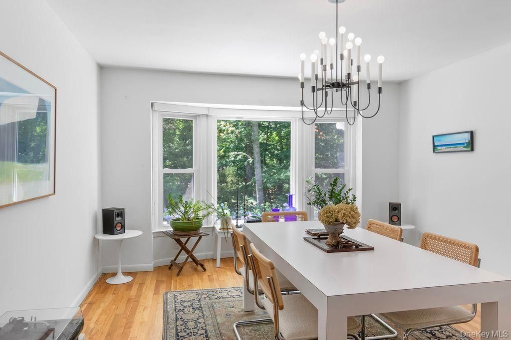Chandelier, Dining room, Interior, Pendant Lights, Wood Texture Flooring