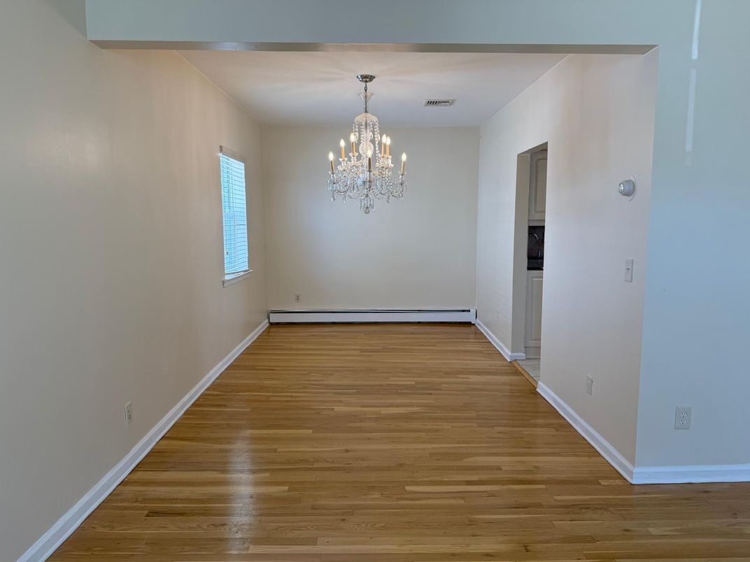 Chandelier, Empty room, Interior, Wood Texture Flooring