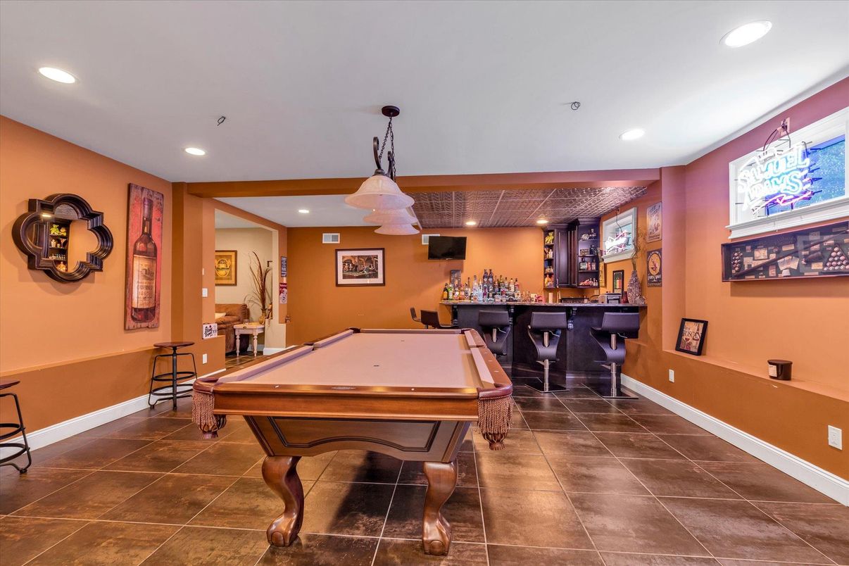 Billiard Table, Game Room, Interior, Pendant Lights, Recessed Lighting