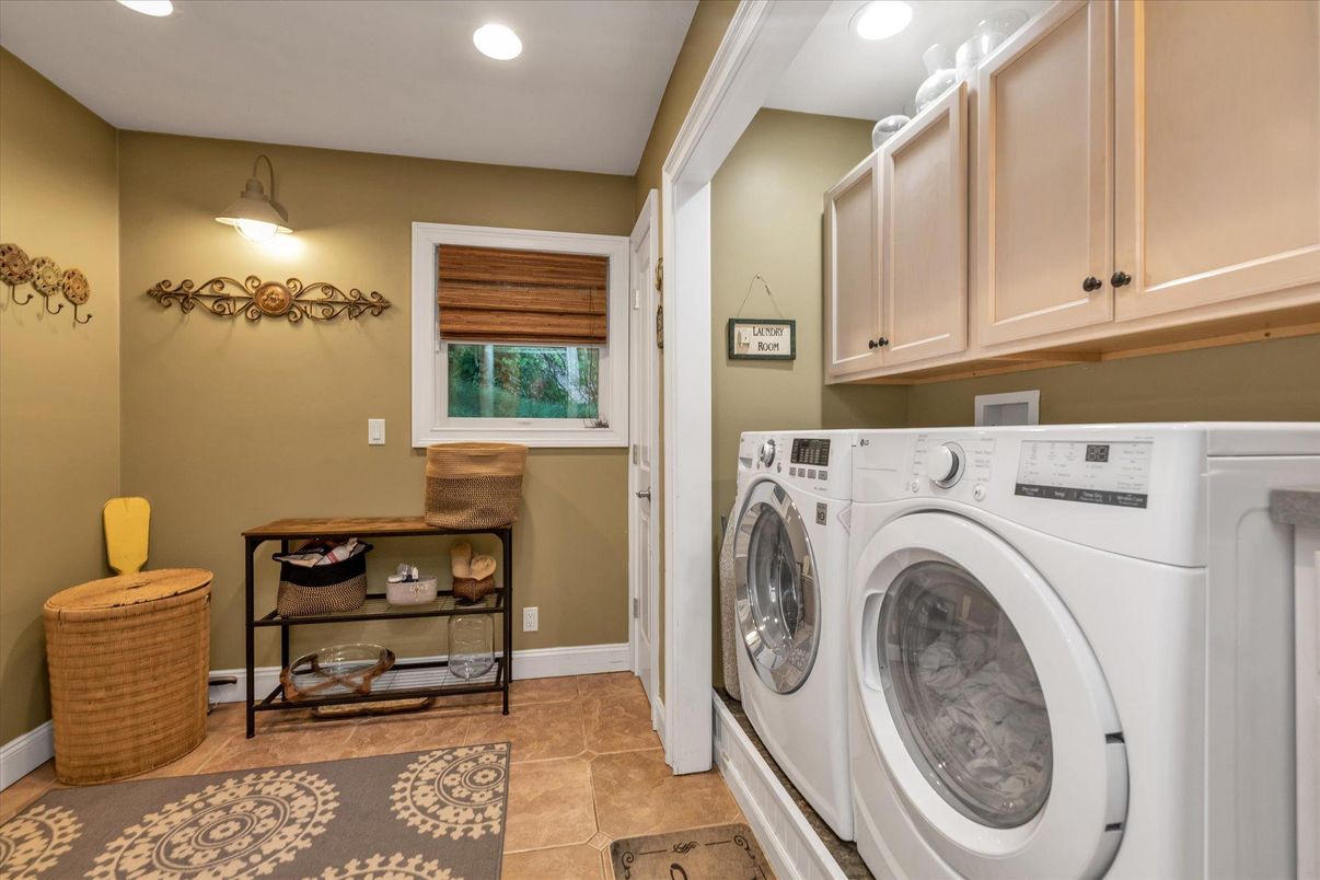 Interior, Recessed Lighting, Washer
