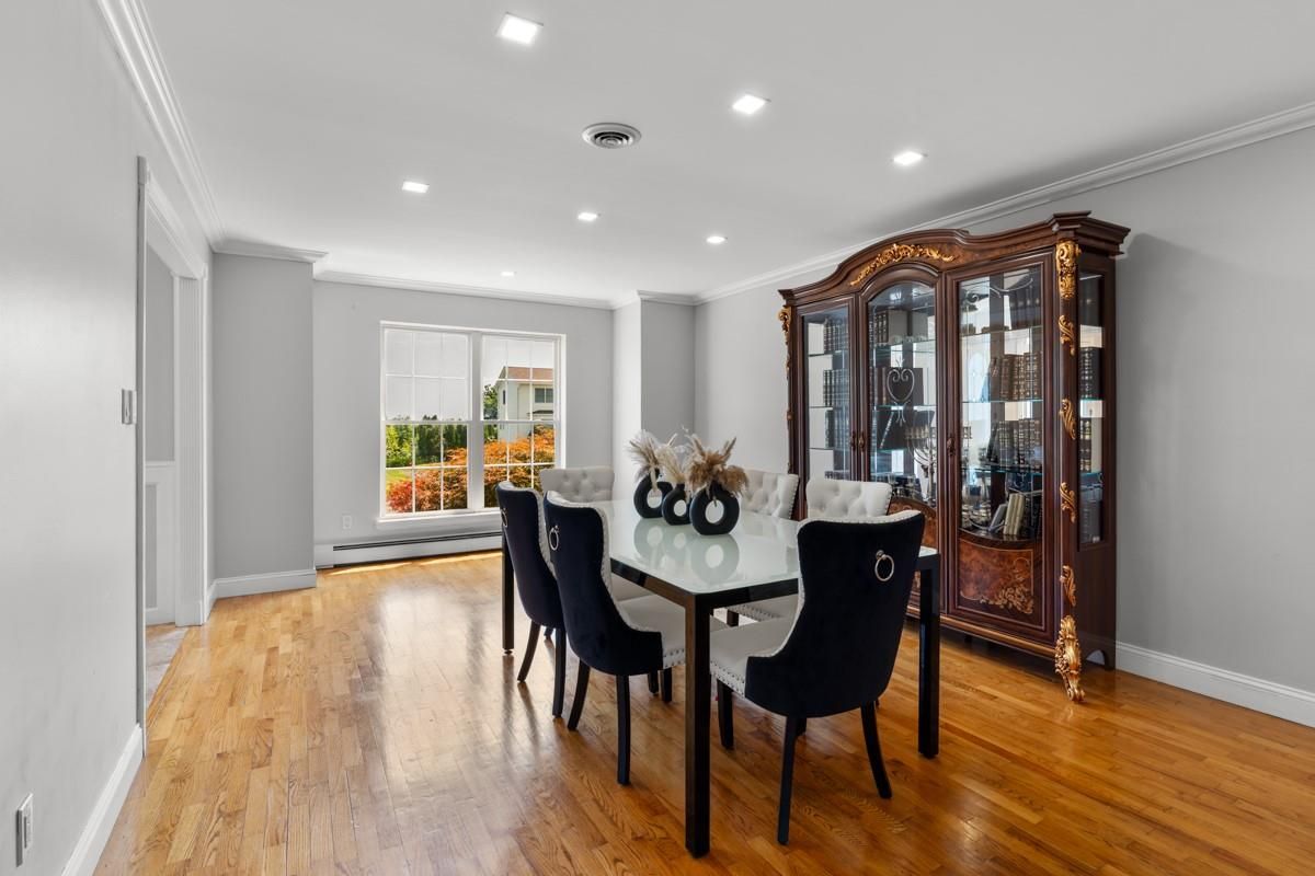 Dining room, Interior, Recessed Lighting, Wood Texture Flooring