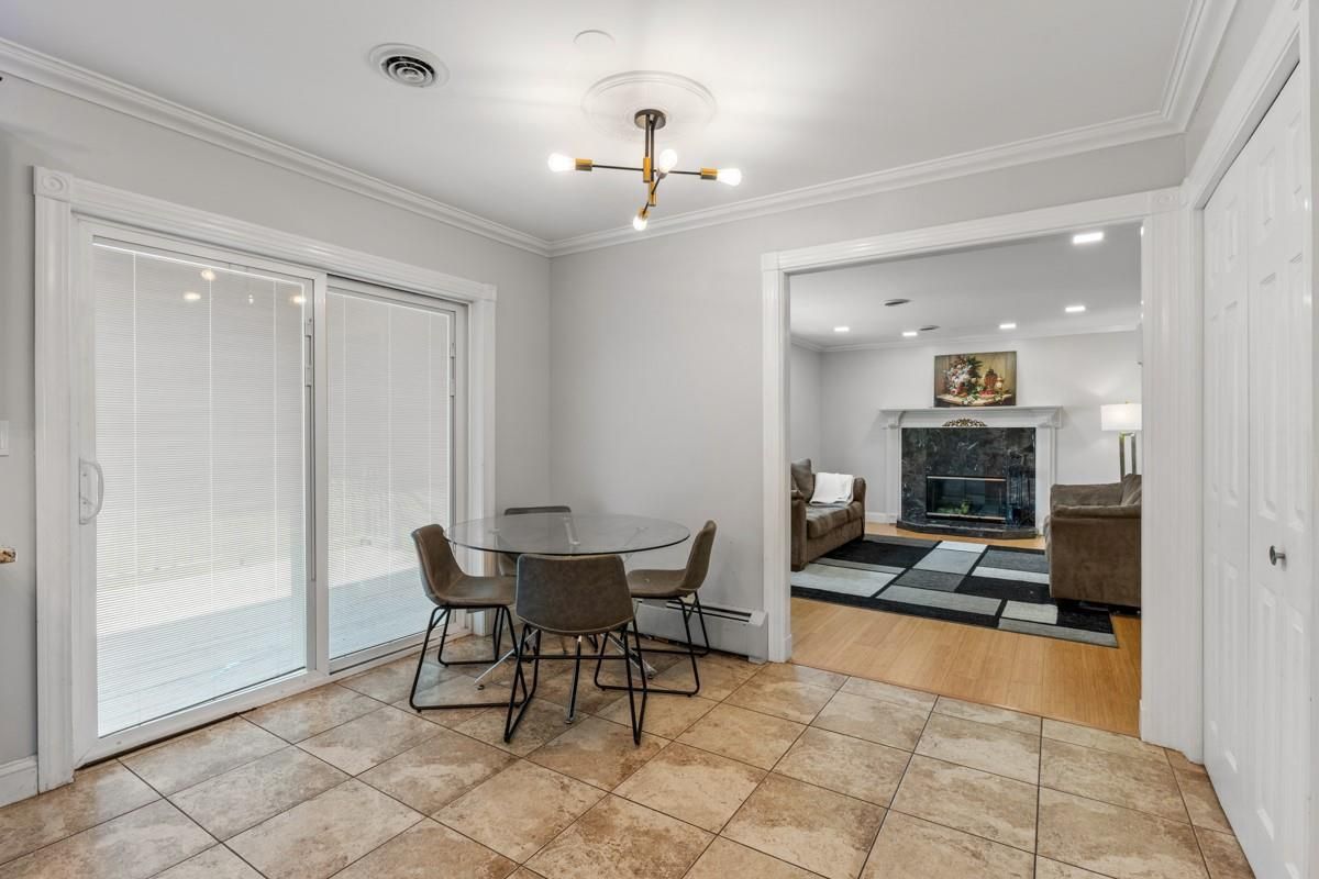 Dining room, Fireplace, Interior, Recessed Lighting, Wood Texture Flooring
