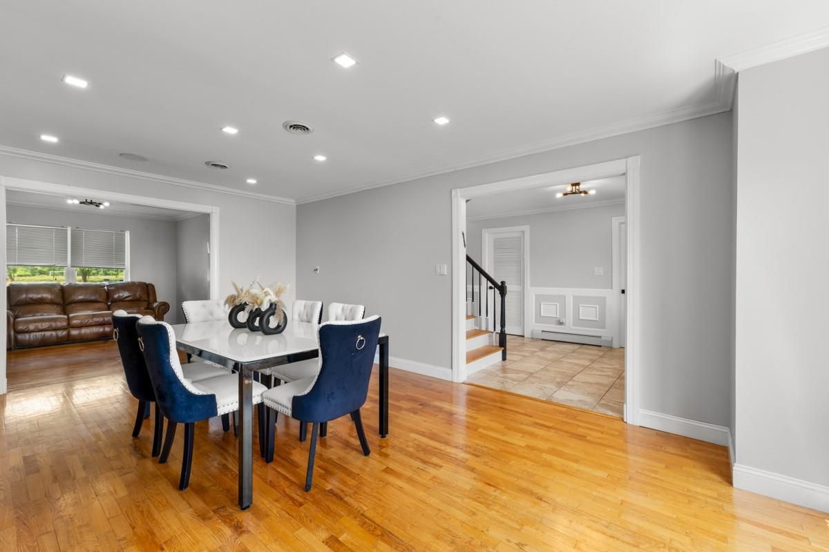 Dining room, Interior, Recessed Lighting, Wood Texture Flooring