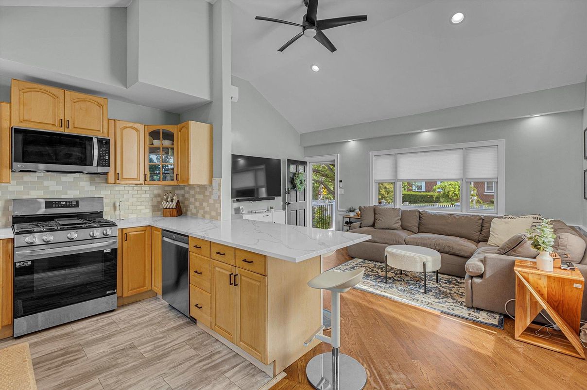 Interior, Kitchen, Living room, Recessed Lighting, Stainless Steel Appliances, Wood Texture Flooring