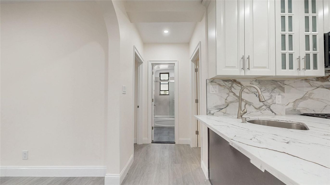 Interior, Kitchen, Marble Walls, Recessed Lighting, Wood Texture Flooring