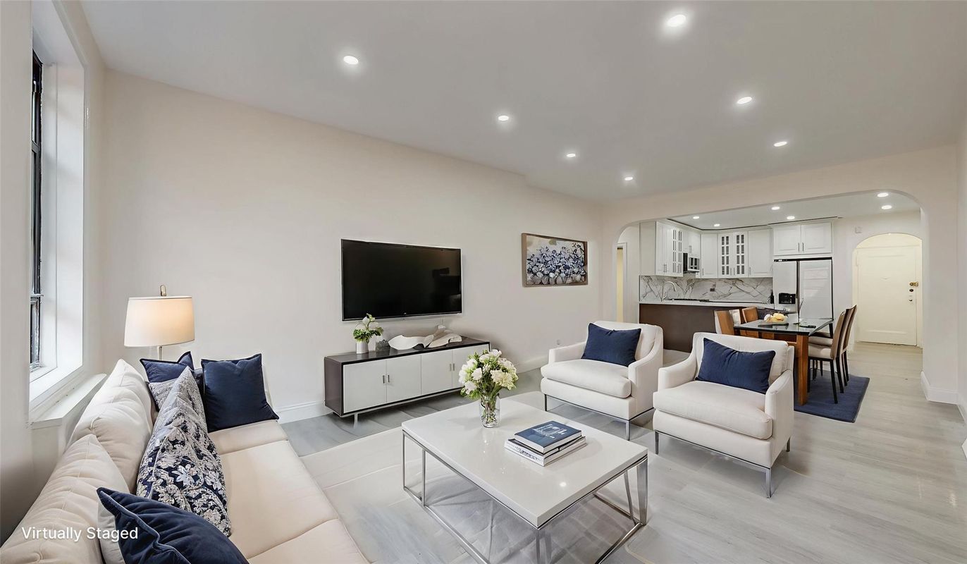 Dining room, Interior, Kitchen, Living room, Recessed Lighting, Stainless Steel Appliances, Wood Texture Flooring