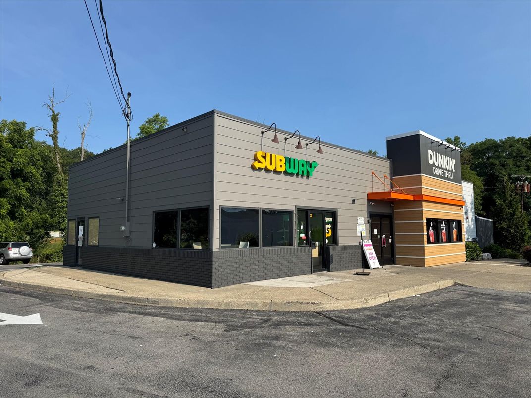 Exterior, Facade, None