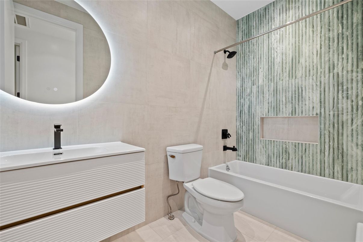 Bathroom, Interior