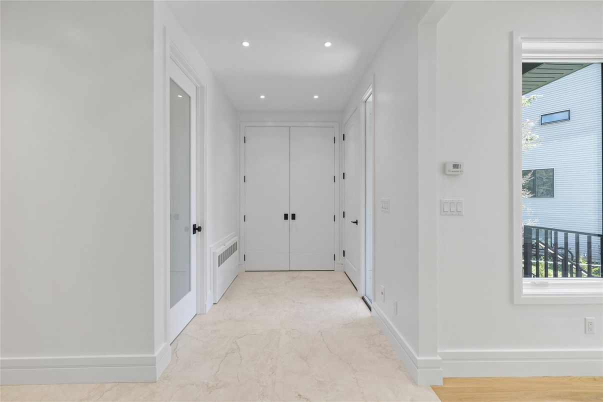 Interior, Marble, Recessed Lighting