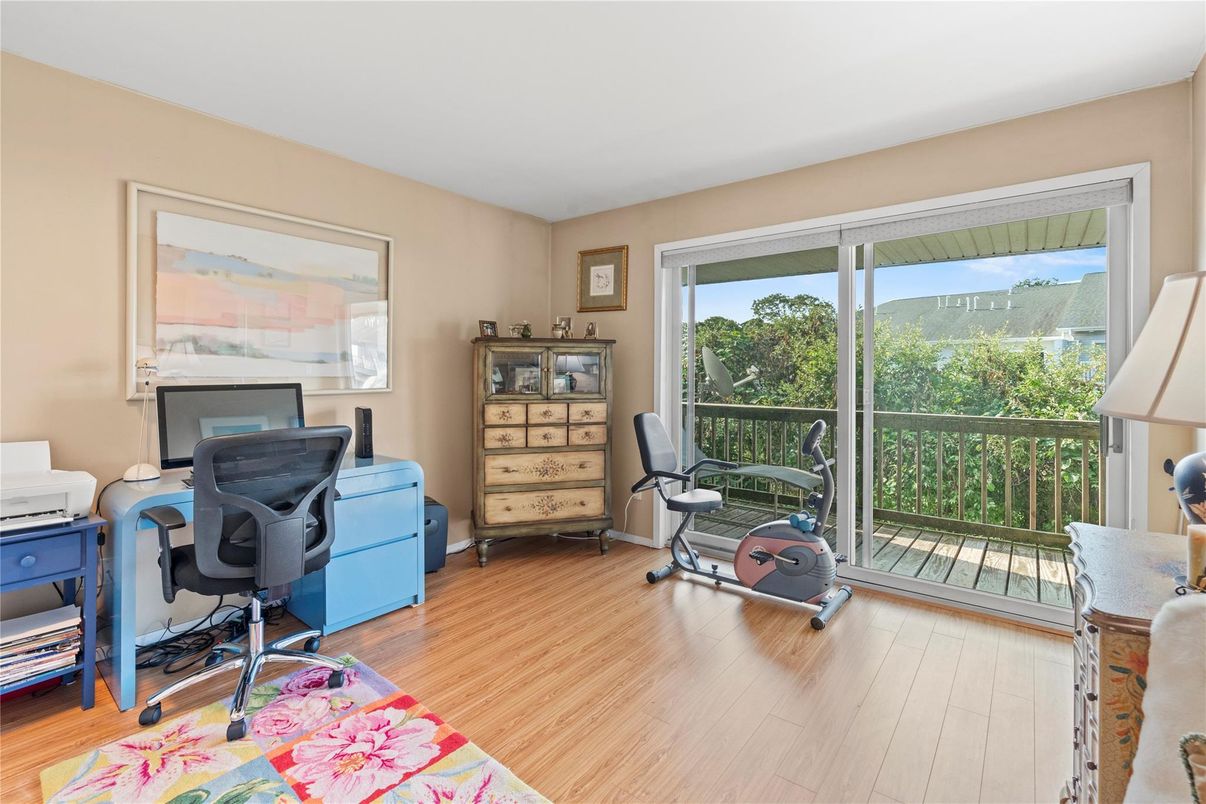 Fitness Equipment, Home Office, Interior, Wood Texture Flooring