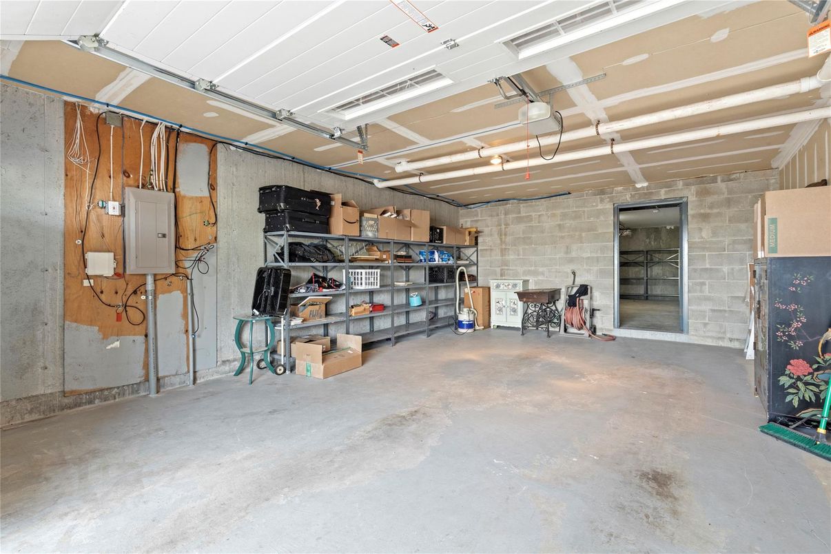 Garage, Interior, Stone Walls