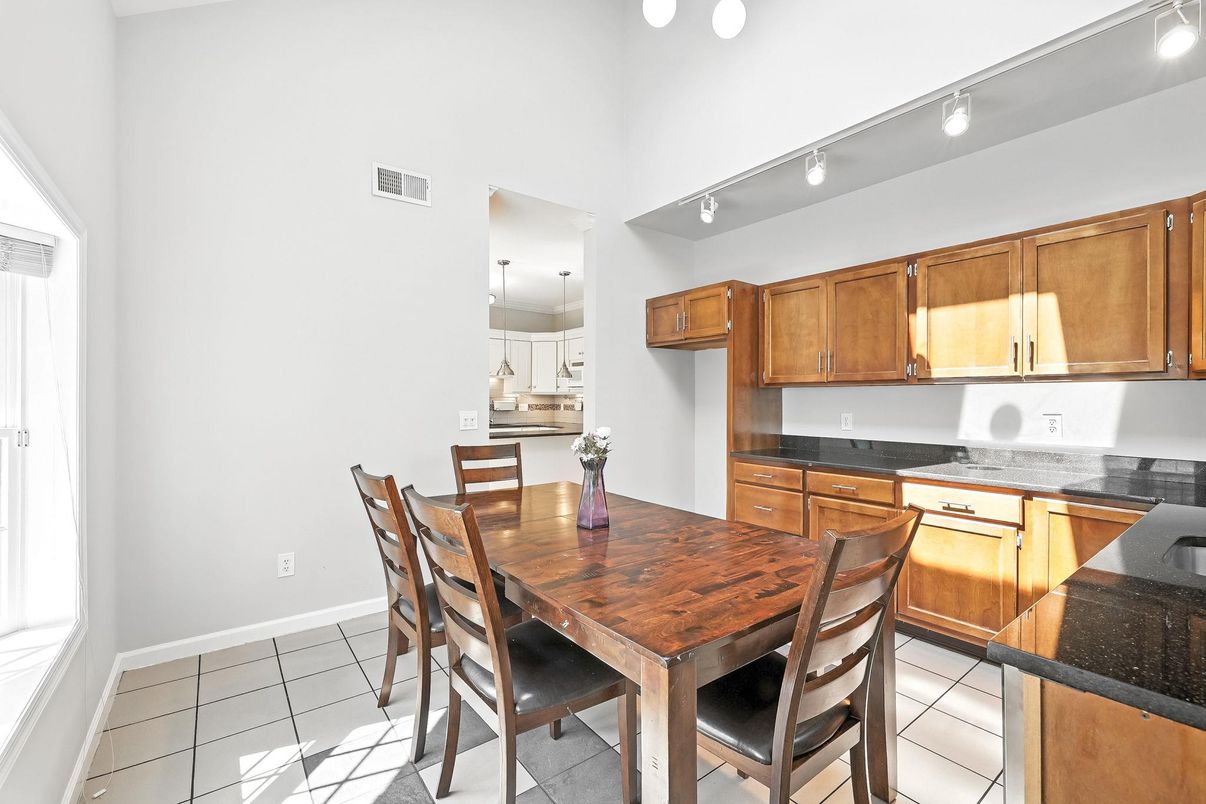 Dining room, Interior, Kitchen, Pendant Lights